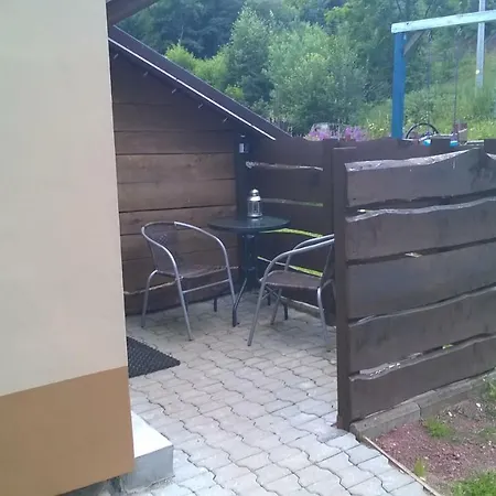 Dom Nad Potokiem 게스트하우스 3*